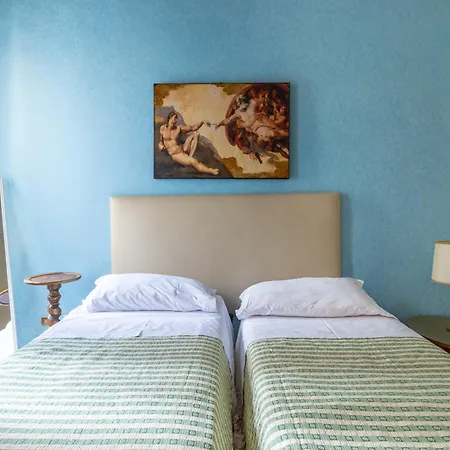 House Montebello Apartment Rome