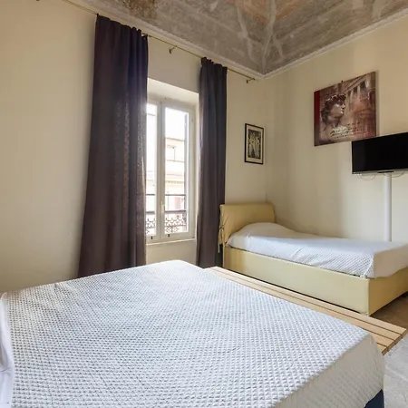House Montebello Apartment *