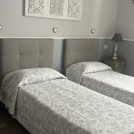 Гостевой дом Ale & Niki'S Home Рим