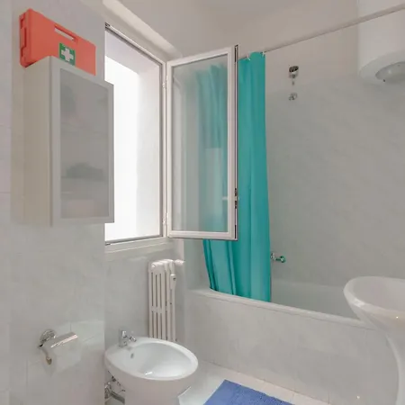 Casa Lilly, Luminosissimo A Apartment *
