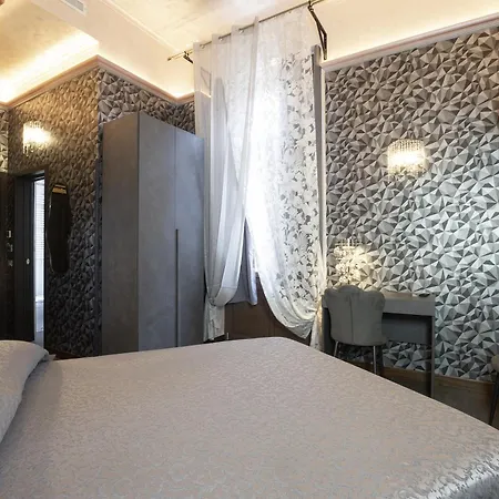 Hotel Antica Dimora Delle Cinque Lune Rome