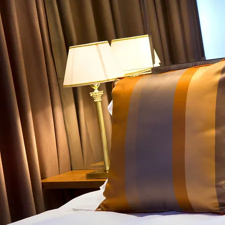 Marcella Royal - Rooftop Garden Hotel Rome