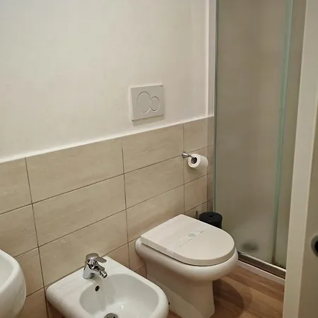 La Breccia A Porta Pia Bed & Breakfast