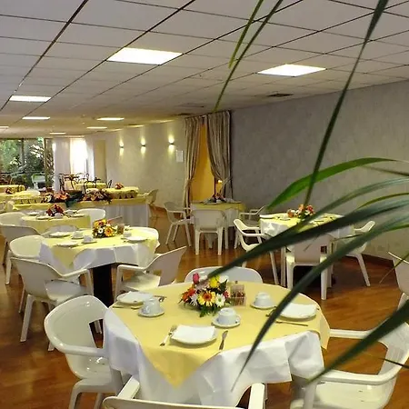 Consul Hotel