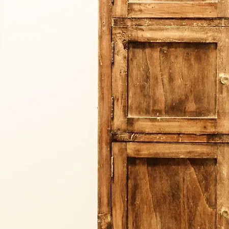 Πανσιόν Maison Colosseo 3*