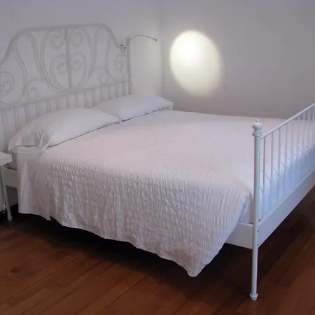 Tata Bed & Breakfast 3*