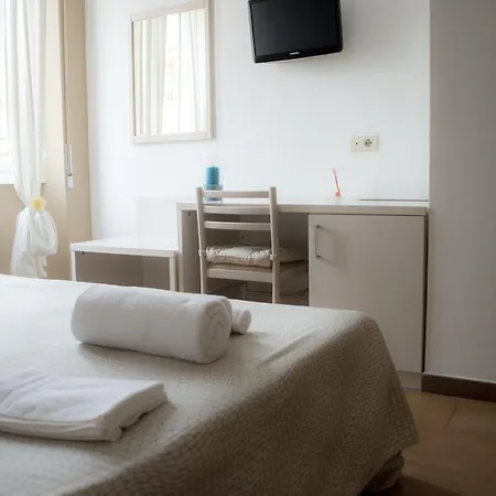 Anna Bed & Breakfast 2*