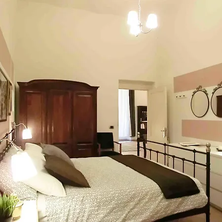 Magenta Collection Del Grande Rome