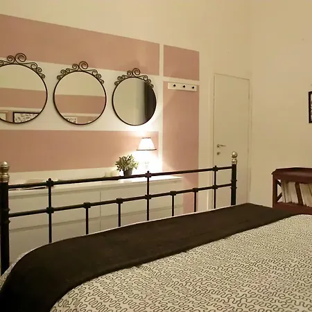 Magenta Collection Del Grande Apartment