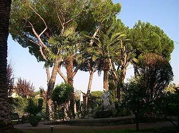 Casa Caburlotto 3* Rom