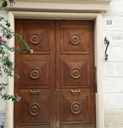 Casa Rosy Guest house 3*