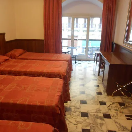 Nakissa 3* Roma