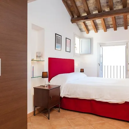 Maisonette Farnese Holiday home