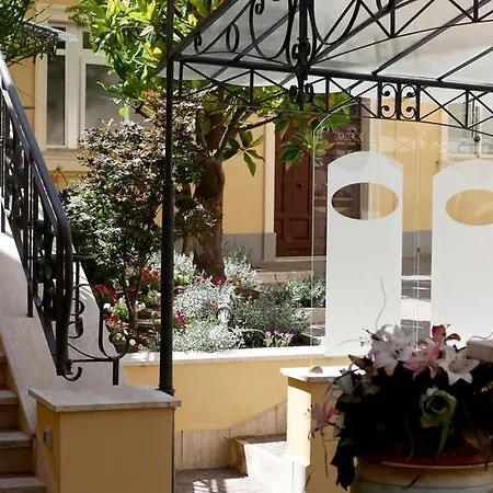 Hotel Torlonia 4*