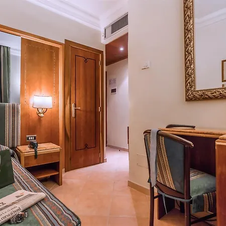 Hotel Raeli Noto 3*