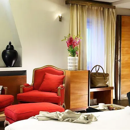 Mario De' Fiori 37 Hotel