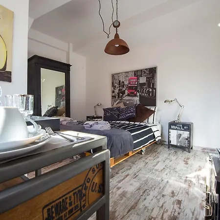 Alojamento de Acomodação e Pequeno-almoço Letto E Latte