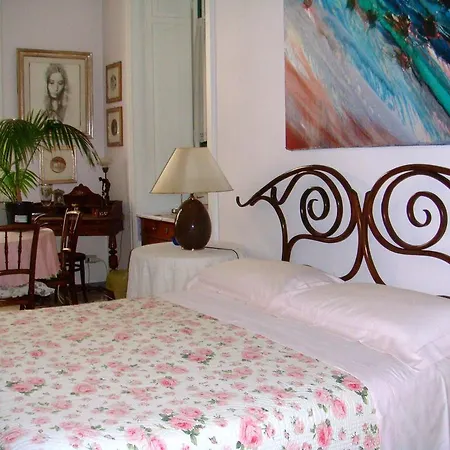 Cagliari House Bed & Breakfast Rome