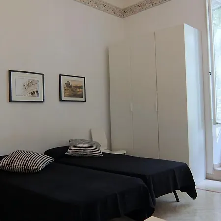 Bianco E Nero Apartment