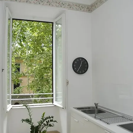 Bianco E Nero Apartment Rome