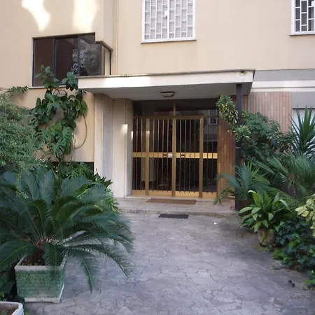 Bed & Breakfast Serafini Roma