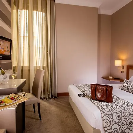 Savoy 4* Ρώμη