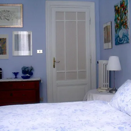Cagliari House Bed & Breakfast *