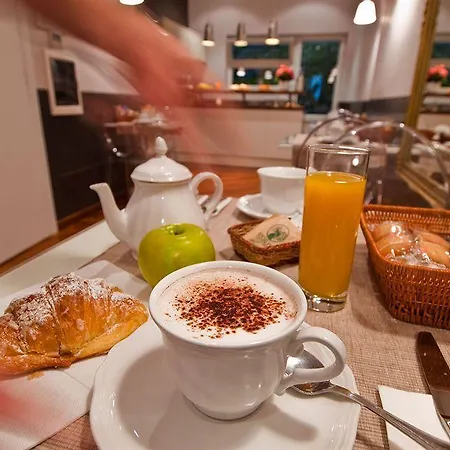 All'orologio Bed & Breakfast 3*