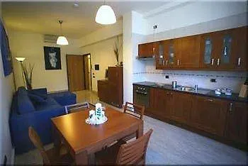 Apart Otel Lux 2*