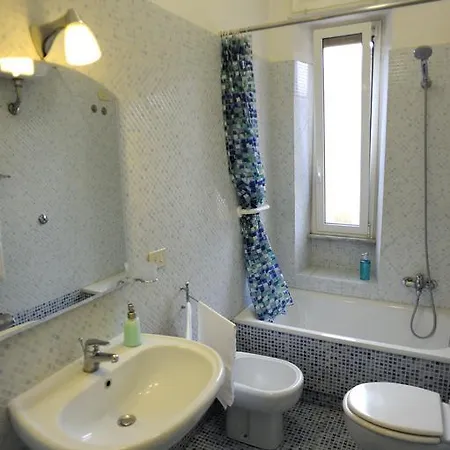La Casa Romana Bed & Breakfast Rome