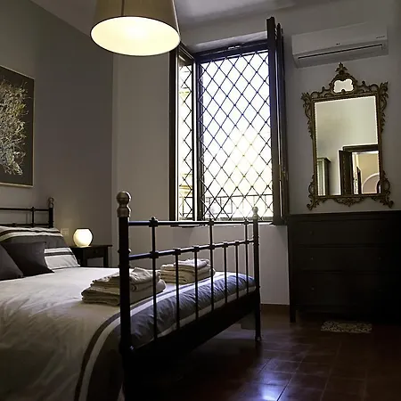 Borgo Pio Apartment *