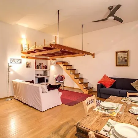 Ponte Testaccio Loft Appartamento *