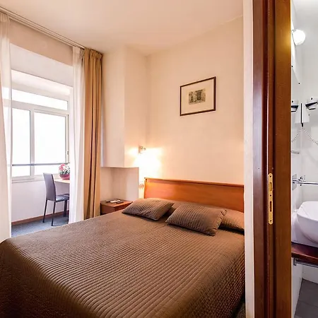 Casa Sallustiana Bed & Breakfast *