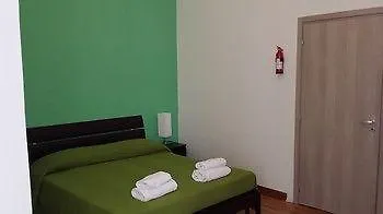 Lucky Domus Guest house 2*