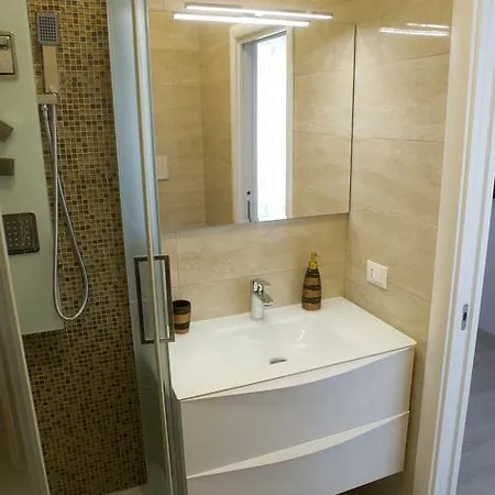Apartment St. Peter Station Rome