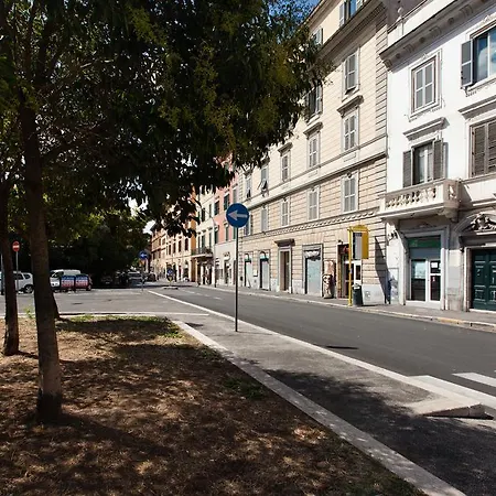Impero Vaticano San Pietro Bed & Breakfast 2*