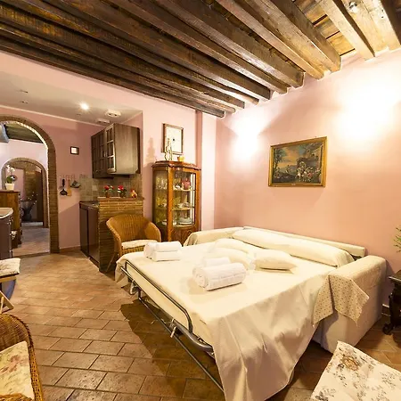 Capocci Holiday Holiday home Rome