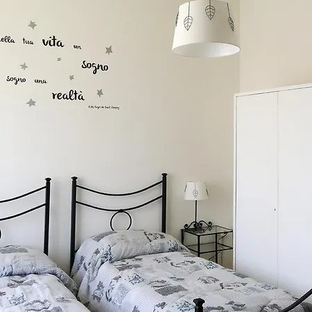 Serafini Bed & Breakfast *