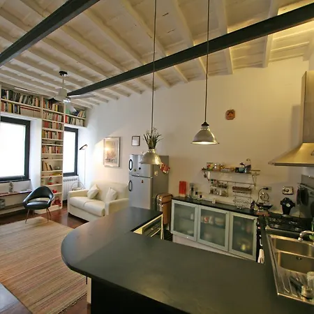 Apartment Casa Leopardo Rome