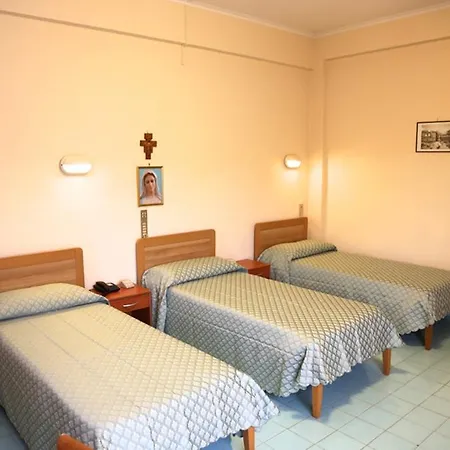 Casa Piccole Ancelle Di Cristo Re Roma