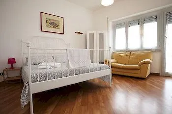 Villa Next Stop Porta Maggiore Rome