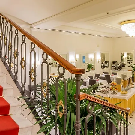 Hotel Modigliani 3*