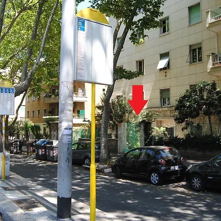 Bed & Breakfast Cineroma 2*