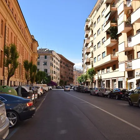 Apartment The Voice Of The Pope