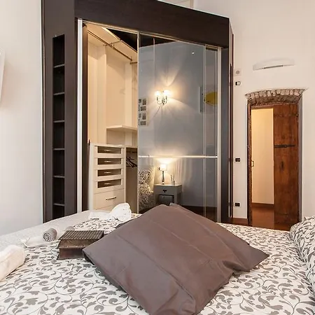 Apartment In Mial House *