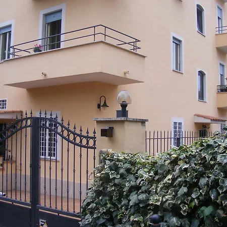 Apartment Gli Alloggi Di Papa *