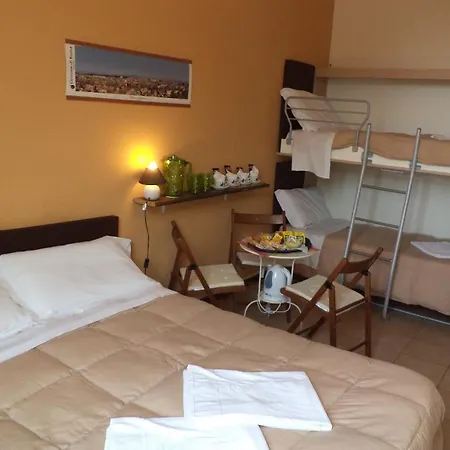 Quo Vadis 2 Bed & Breakfast Řím