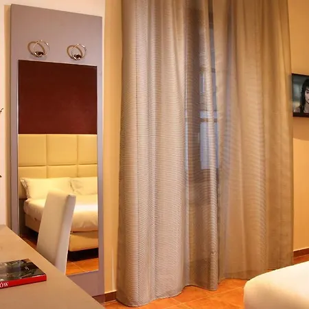 Hearth Hotel