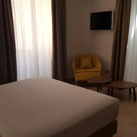 Una Finestra Su Monti Rome