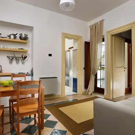 Apart Otel Termini 3*